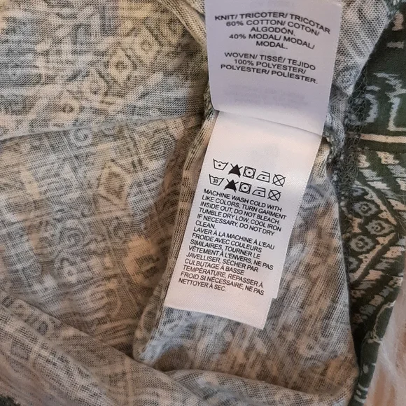 Lucky Brand Green/White/Blue Geometric Print Top, Large, NWT - Picture 11 of 12